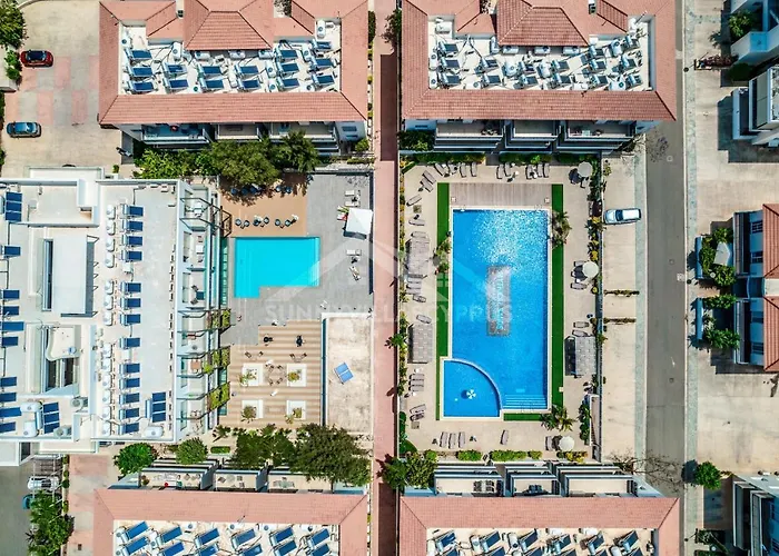 Sunnyvillas: 2br Mythical Apt*swimming Pool*ak04 Appartamento *